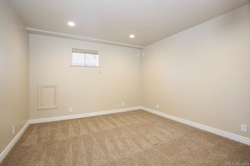 6080 Harvard Dr, Aurora CO 80227-4028 exterior