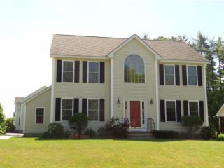 2 Jonquil Dr, Nashua, NH 03062-3085