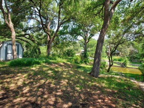 410 Granada Calle Ct, Granbury TX 76049-1476 exterior