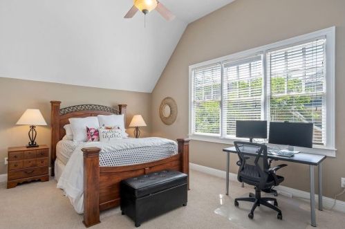 2507 Brookline Cir, Atlanta GA  30319-3690 exterior