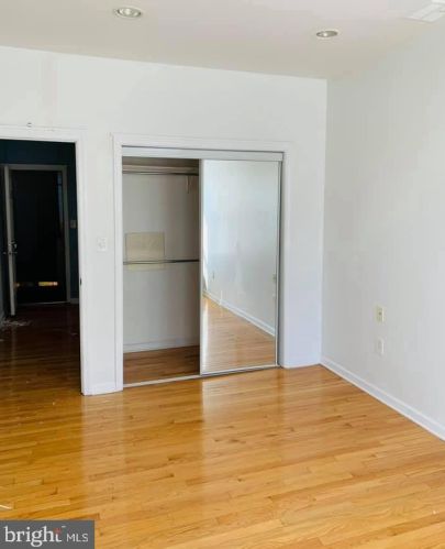 2135 13th St, Philadelphia PA  19148-2915 exterior