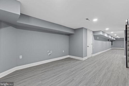 128 53 St, Philadelphia PA 19139-2613 exterior