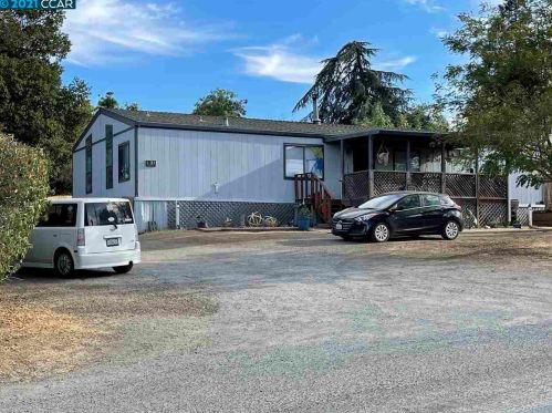 120 Clipper Ln, Pacheco, CA 94553-3618