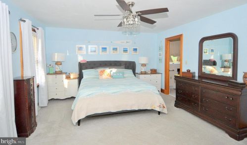 314 Shirley Dr, Berkeley Springs WV  25411-4966 exterior