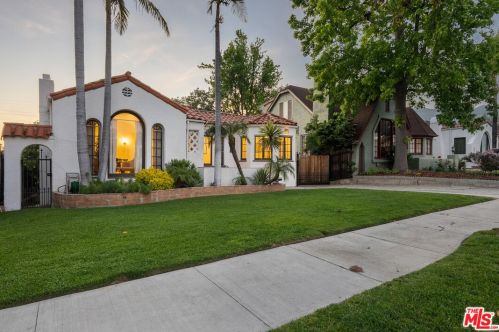 1125 Cedar St, Glendale CA  91207-1728 exterior
