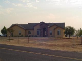 30472 Sunnyside Ave, Madera, CA 93638-7803