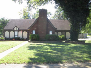 6709 Henredon Dr, Memphis, TN 38141-8516