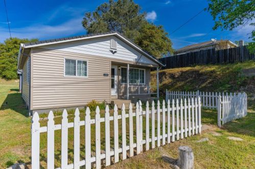 193 Sequoia Ave, Valley Springs, CA 95252-8988