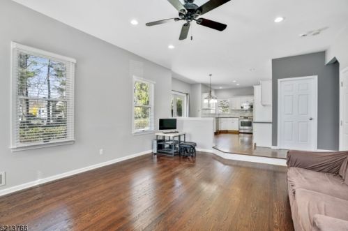 25 Marjaleen Dr, Dover NJ  07869-3411 exterior