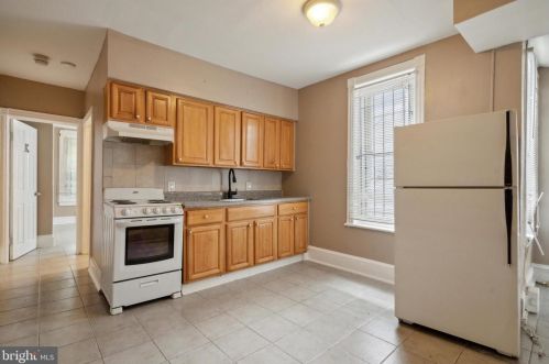 24 51 St, Philadelphia PA 19139-2726 exterior