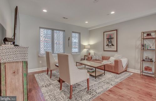 1600 Bodine St, Philadelphia PA 19122-0030 exterior