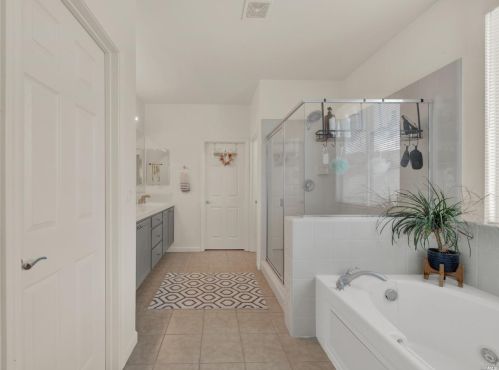 5077 Ellis Godfrey Dr, Fairfield CA  94533-8959 exterior
