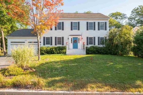 6 Lupine Ln, Rochester, NH 03868-5724