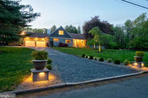 4 Skyfield Dr, Princeton, NJ 08540-7403