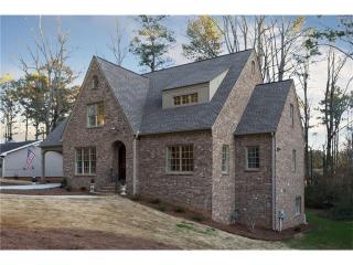 1318 Hayes Dr, Smyrna, GA 30080-7908