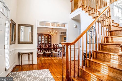 7513 Woodpalace Ct, Annandale, VA 22003-2626