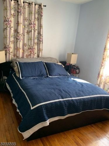 19 South St, Dover, NJ 07801-4930