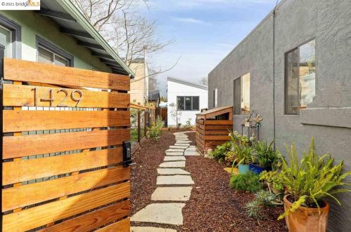 1429 10th St, Berkeley, CA 94710-1511
