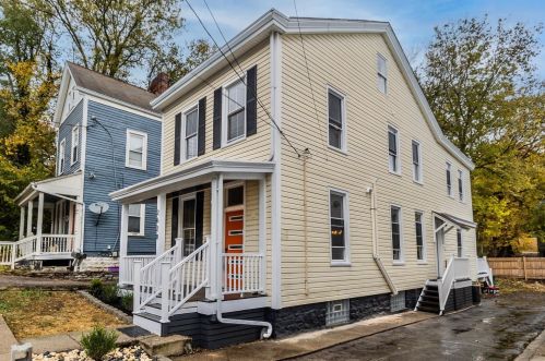 2620 Hackberry St, Cincinnati OH  45206-2122 exterior