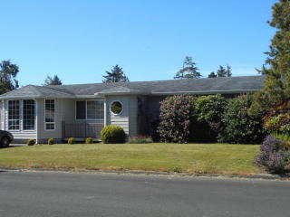 150 Salmon St, Waldport, OR 97394-9000