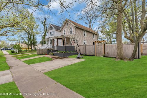 1016 2nd Ave, Tinton Falls, NJ 07712-5834