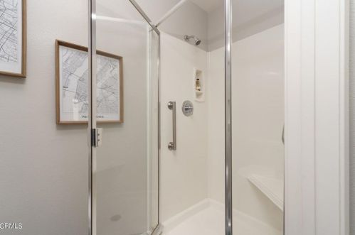 2010 Freesia Ave, Simi Valley CA  93063-3534 exterior