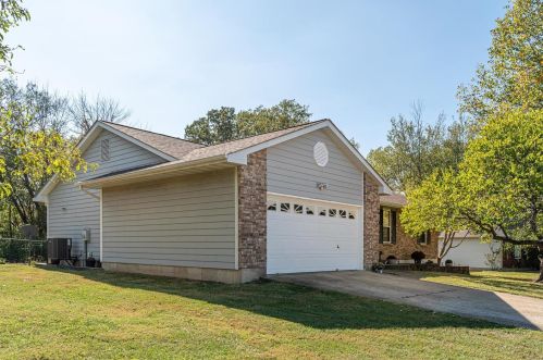 2264 Pine Lake Loop, Gray Summit, MO 63039-1027