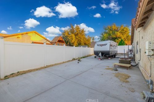 1858 Keaton Way, Lancaster CA  93536-6713 exterior