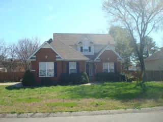 824 Hammersmith Dr, Smyrna, TN 37167-6443