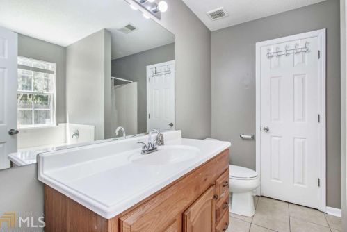 466 Gresham Dr, Stockbridge GA  30281-7716 exterior