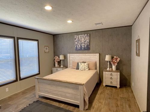 2462 Blocker Rd, Marshall TX 75672-3720 exterior