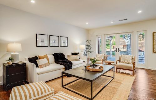 1733 Las Gallinas Ave, San Rafael, CA 94903-1805