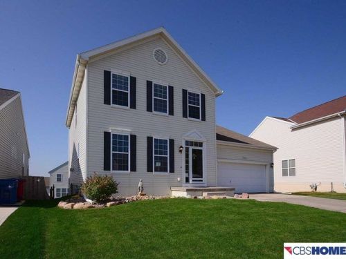 7946 152nd St, Bennington, NE 68007-1583