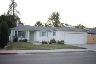 2602 Renn Ave, Clovis, CA 93611-4564