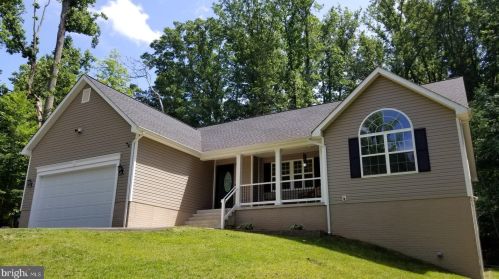 6001 Michael Ct, Fredericksburg, VA 22407-7212