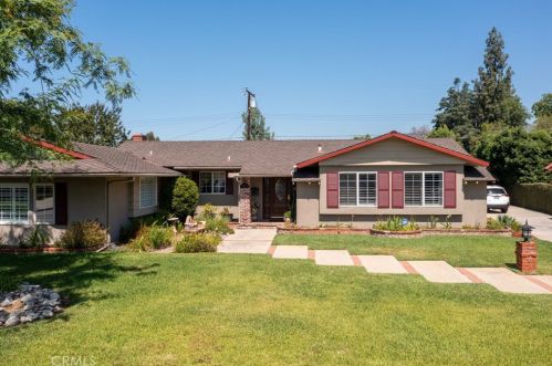 201 Rodeo Rd, Glendora, CA 91741-3839