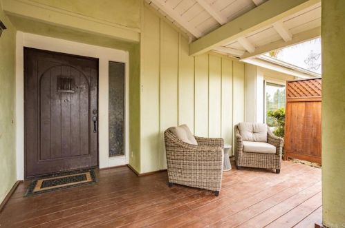 4640 La Portalada Dr, Carlsbad, CA 92010-2813