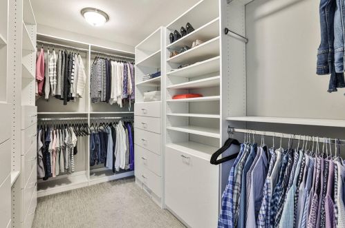 10475 Deerfield Rd, Cincinnati OH  45242-4319 exterior