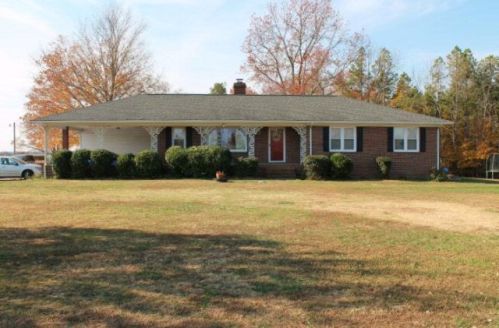3082 Cemetery Rd, Virgilina, VA 24598-2160