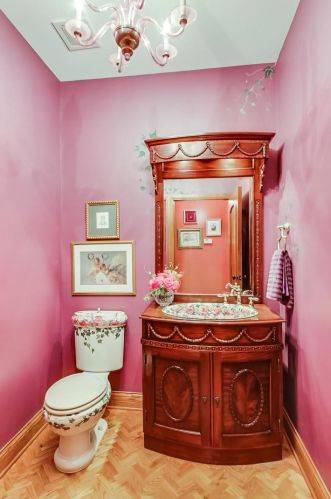 8901 Maple Ave, Willowbrook IL 60527-6469 exterior