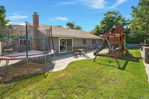 5543 Wentworth Dr, Riverside CA  92505-3151 exterior