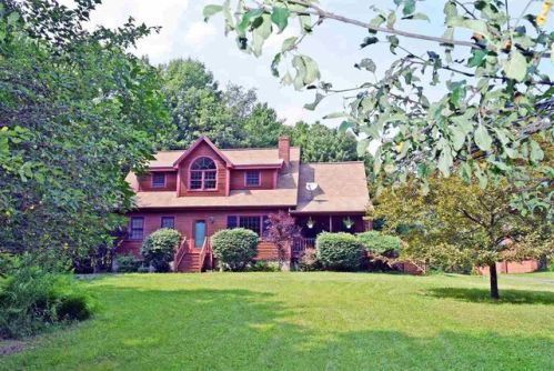 21 Terry Ct, Barre VT  05641-9025 exterior
