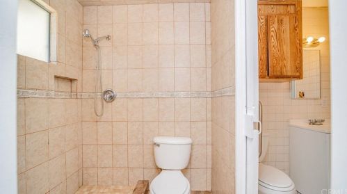 3844 Lofton Pl, Riverside CA  92501-1810 exterior