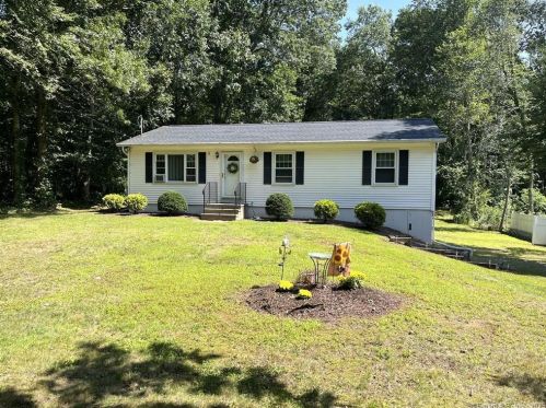 75 Mcdonald Rd, Colchester, CT 06415-1917