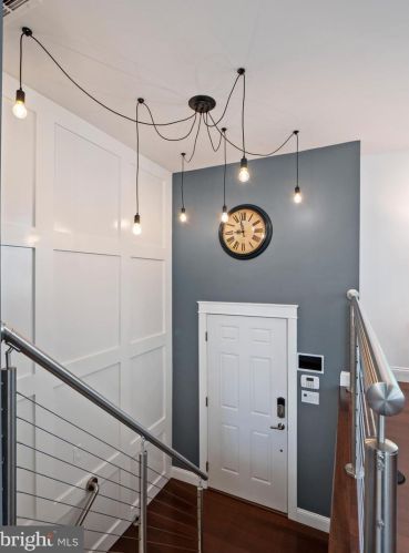 5812 Heming Ave, Springfield VA  22151-2716 exterior