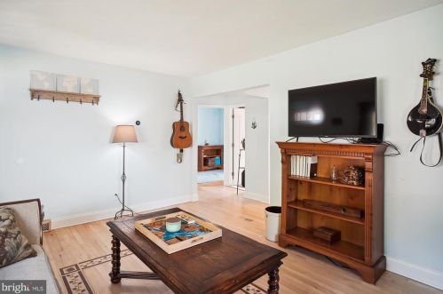 11808 Goodloe Rd, Silver Spring MD  20906-4844 exterior