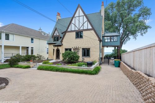 7500 Oak Ave, Gary, IN 46403-1273