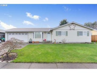 3712 Vittoria Way, Newberg, OR 97132-1582