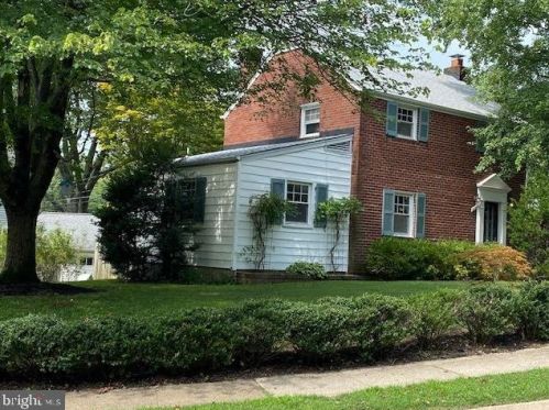 5124 1st St, Arlington, VA 22203-1208