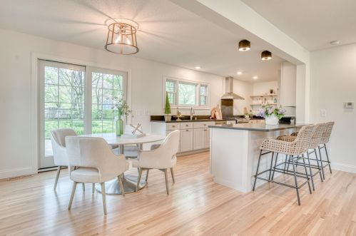 4900 Larkspur Ln, Minneapolis MN  55435-4028 exterior